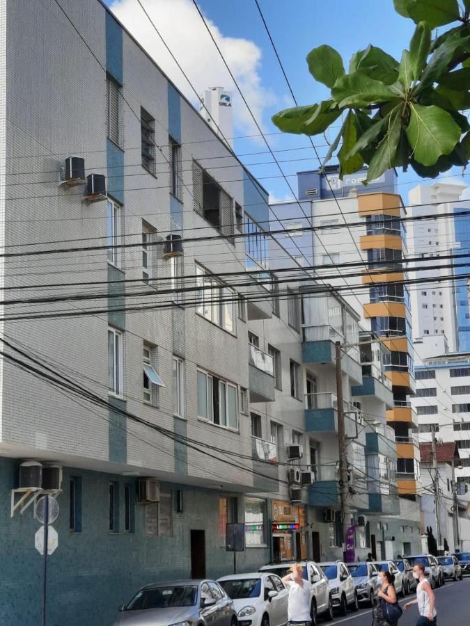 Vista Mar Lateral Adm Por Cancoq Guest House Balneário Camboriú Exterior foto